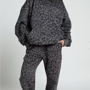 Panther COMFRT Women's set